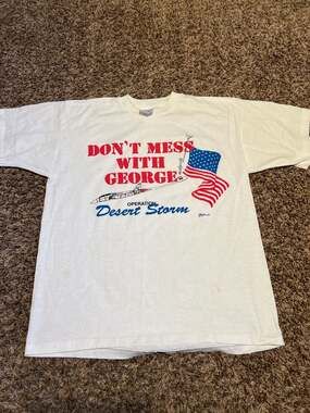 Vintage 1991 Operation Desert Storm 'Don't Mess With George' T-Shirt Large